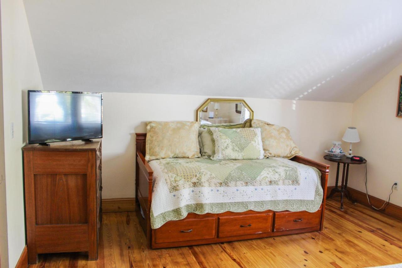 Sweetwater Branch Inn Gainesville Phòng bức ảnh