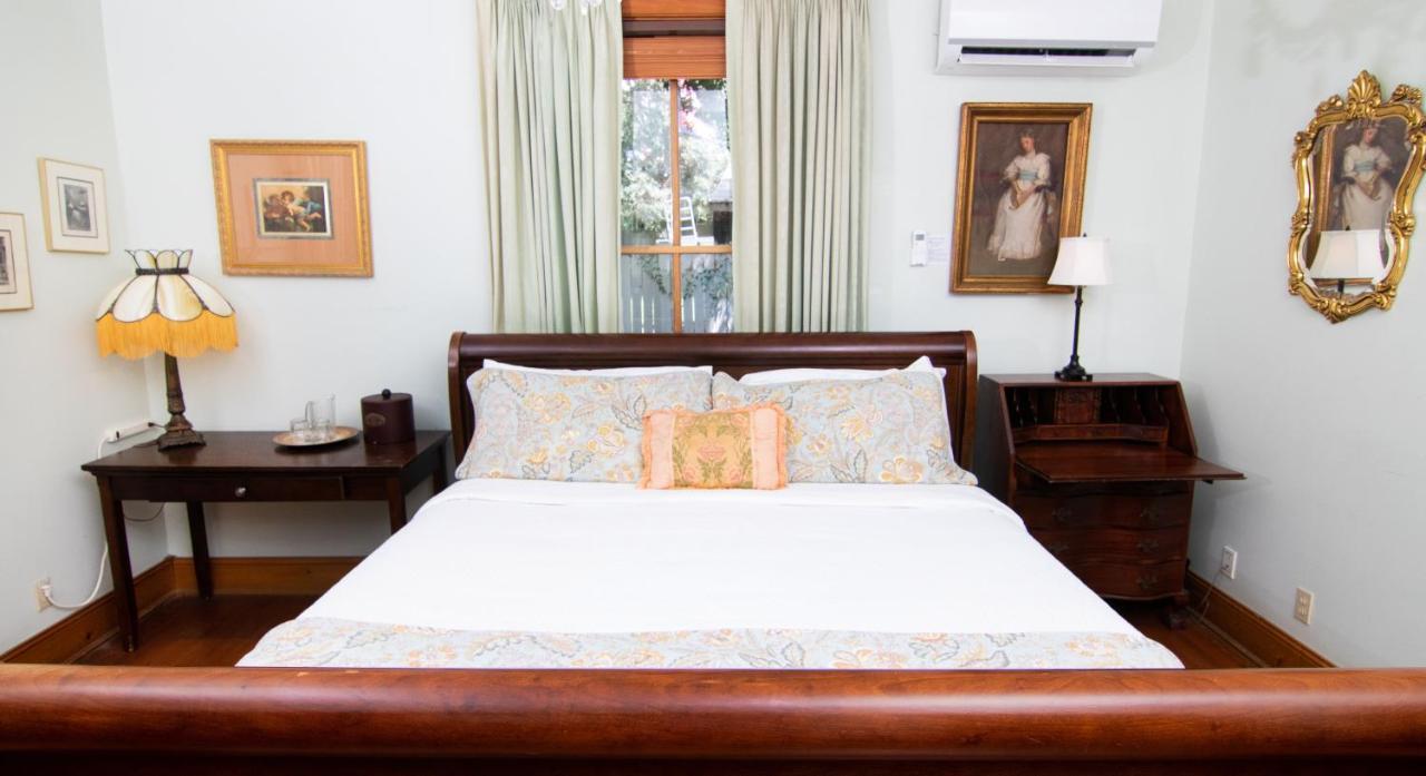 Sweetwater Branch Inn Gainesville Phòng bức ảnh